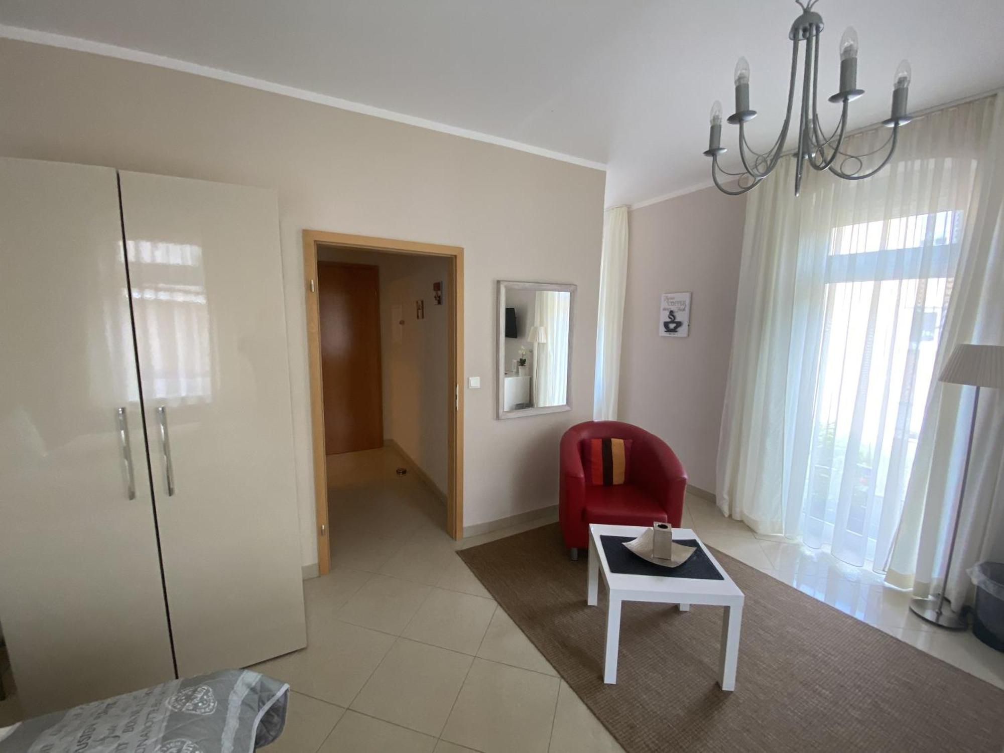 Apartments Und Zimmer Gaestehaus Matthias Дрезден Номер фото