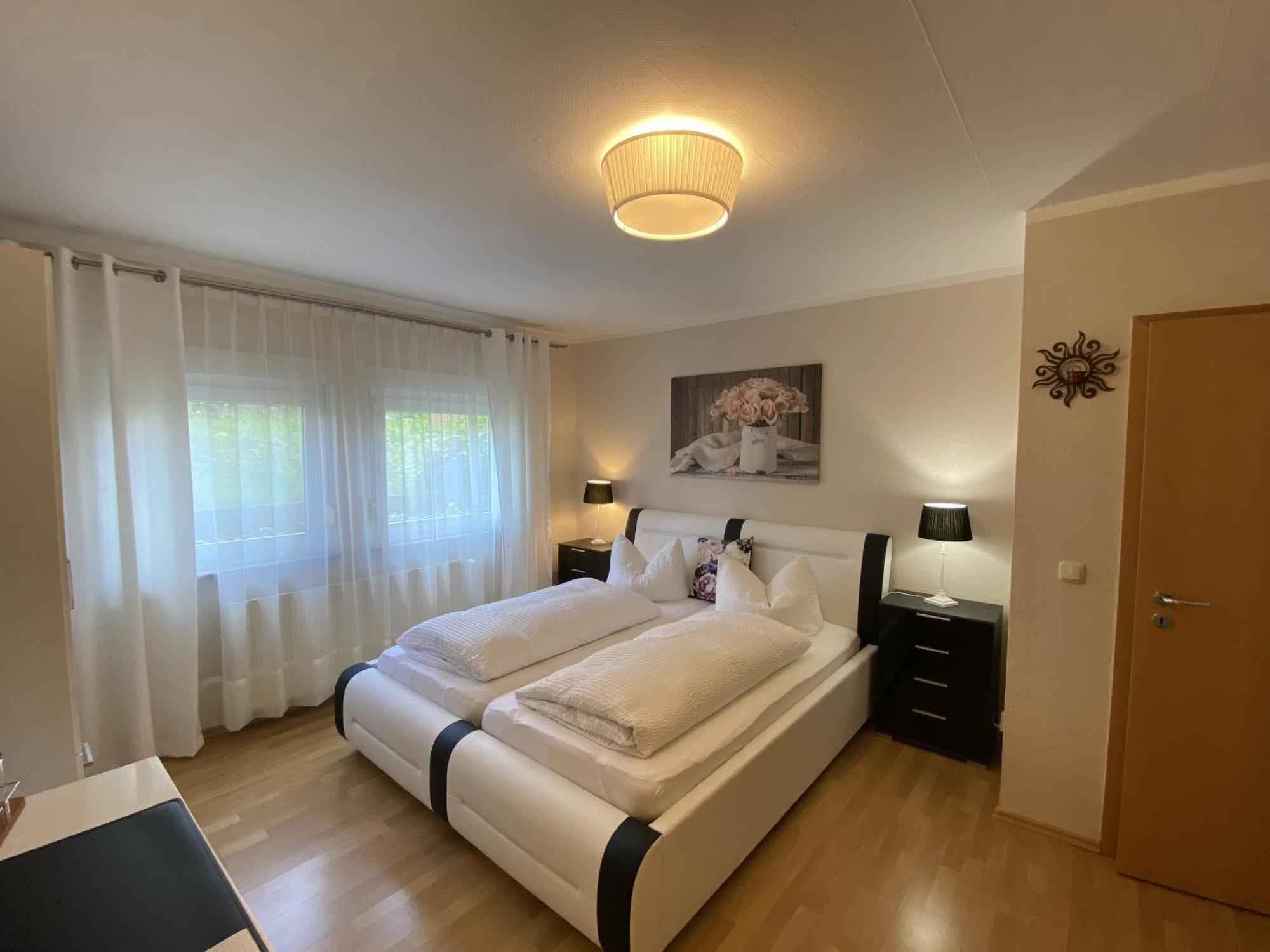 Apartments Und Zimmer Gaestehaus Matthias Дрезден Номер фото